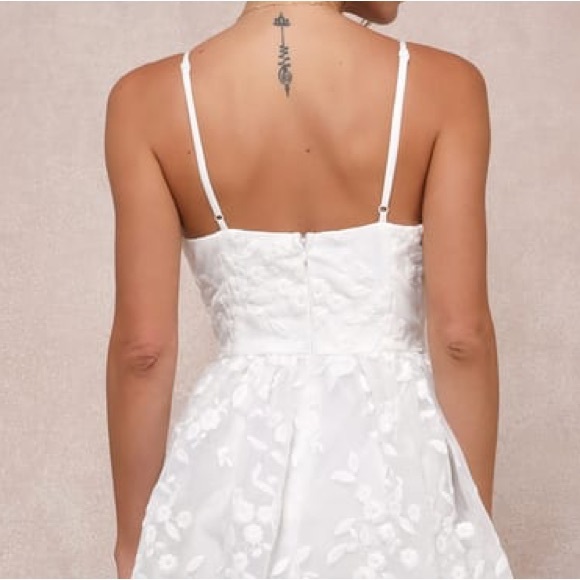 Lulu’s Ethereal Perfection White Organza Embroidered Flowers Bridal Bustier S - Picture 5 of 11